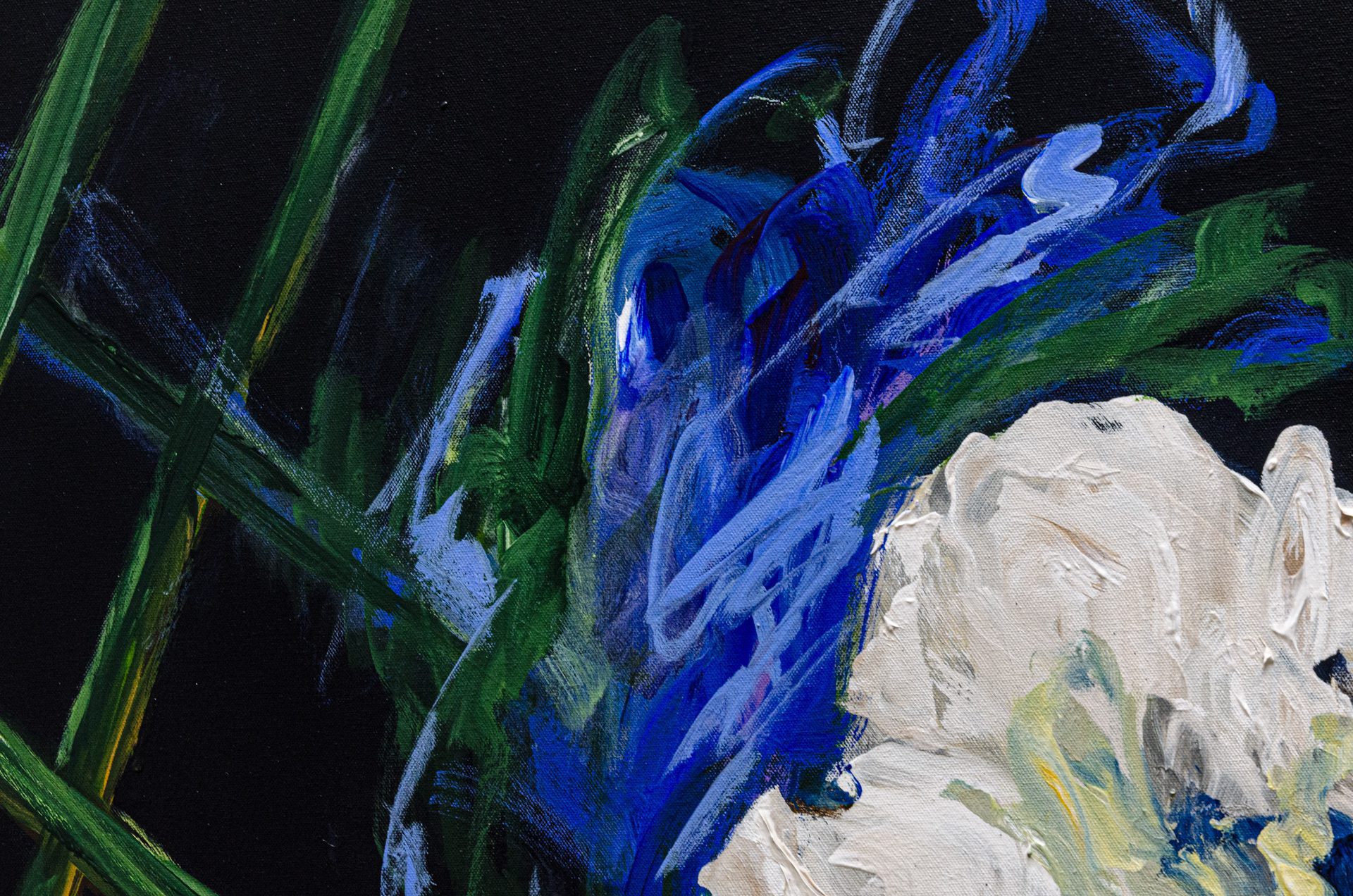 Lost In A Dream 2 Ramona Stelzer Detail Shot 3 A detailed close up photo of the large abstract floral painting, Lost in a Dream #2 by Ramona Stelzer